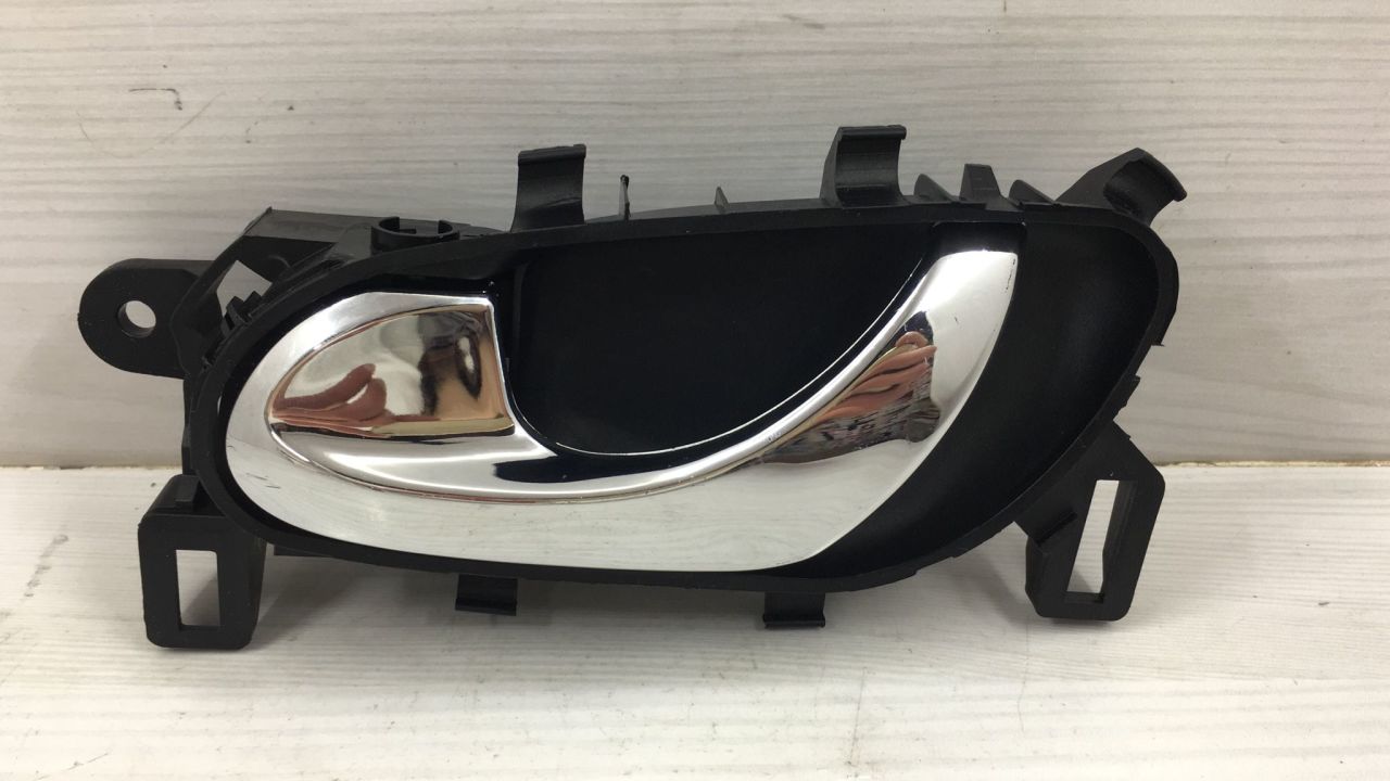 Nıssan Qashqaı 2014- Sol Iç Kapı Kolu Nıkelajlı