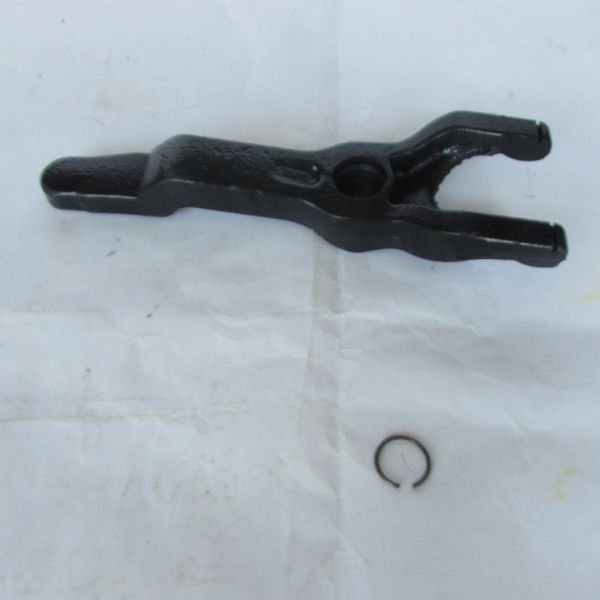 HILUX VIGO DEBRİYAJ ÇATALI