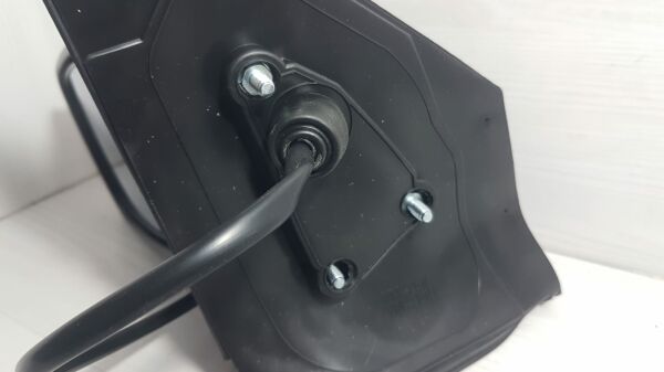 Ayna Yaris Sol 99-06 elektrikli 5 Fisli