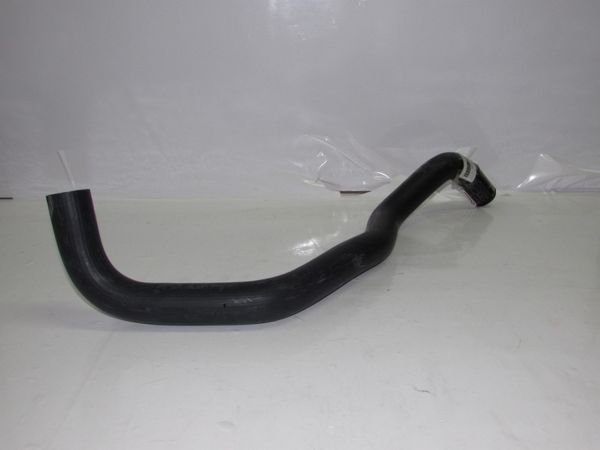 i30 07-12 BENZINLI RADYATÖR ALT HORTUMU