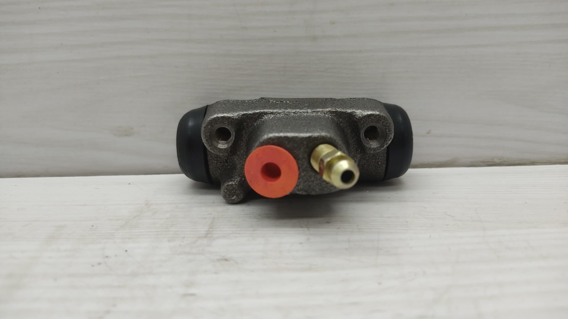 Fren Silindiri E2200/Besta/bongo/pregio Sağ