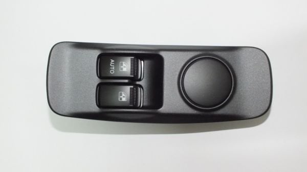 H100 KMY 2012- CAM AÇMA DÜĞMESİ SOL