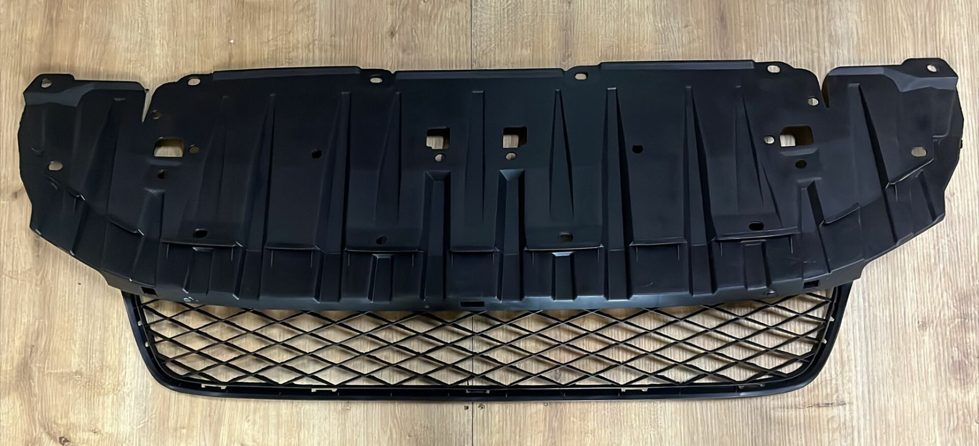 Tampon ızgarası Civic Ön 12- (Karter Muhafazali)