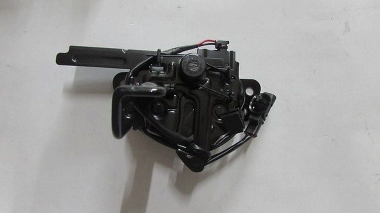 ELANTRA 2016- KAPUT KİLİDİ ÖN