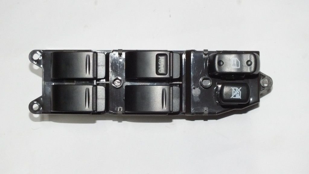 LAND CRUISER 4700 LEXUS 1998-2004 CAM DÜĞMESİ ÖN SOL