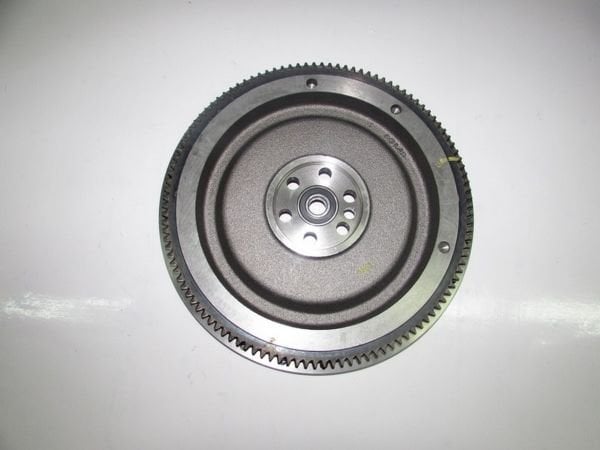 23200-45000

449 / HD72 / HD65 / HD75 EURO1 VOLANT KOMPLE