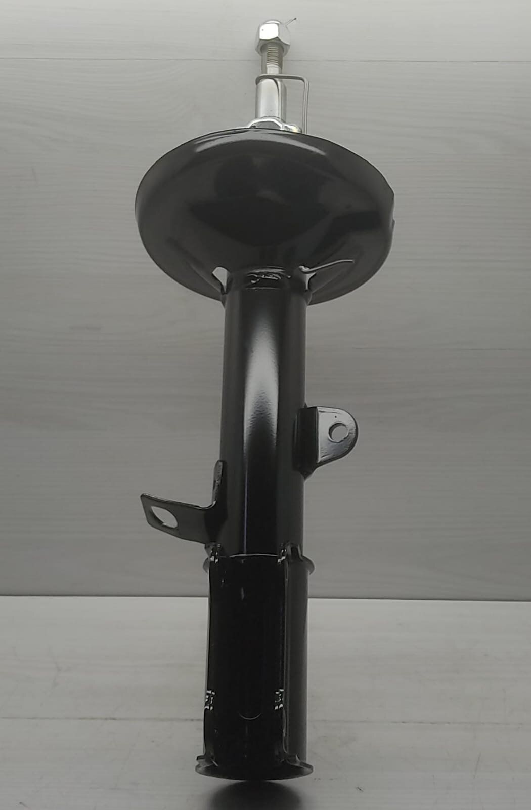 AMORTISÖR ARKA COROLLA AE92 SOL