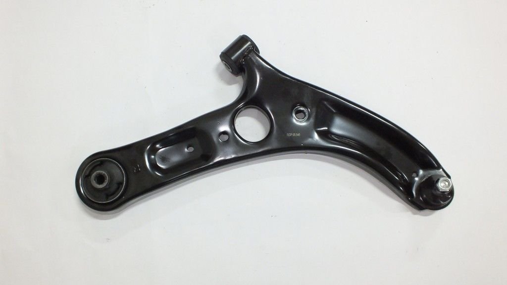 ELANTRA 2014-2016 / CERATO 2016- SALINCAK ALT SAĞ ROTİLLİ BURÇLU