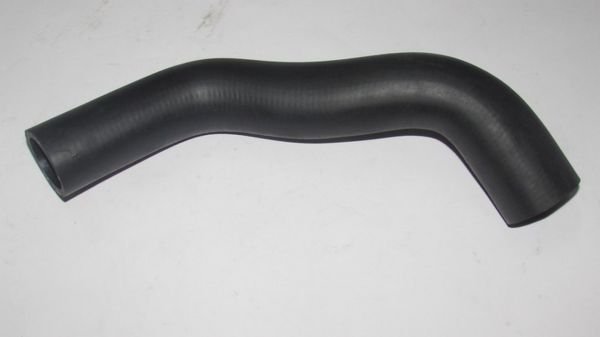 CANTER FE444 / 449 88-97 RADYATÖR ALT HORTUMU