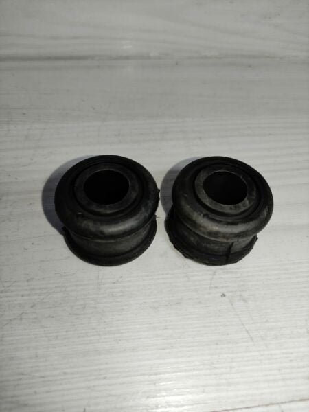 Navara amortisör takozu ön burç lastiği