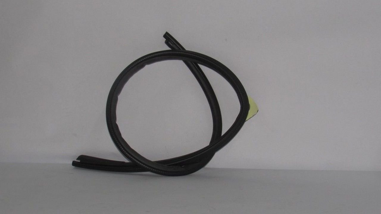 ACCENT 2000-2002 KAPI KASA LASTİĞİ ÖN SAĞ