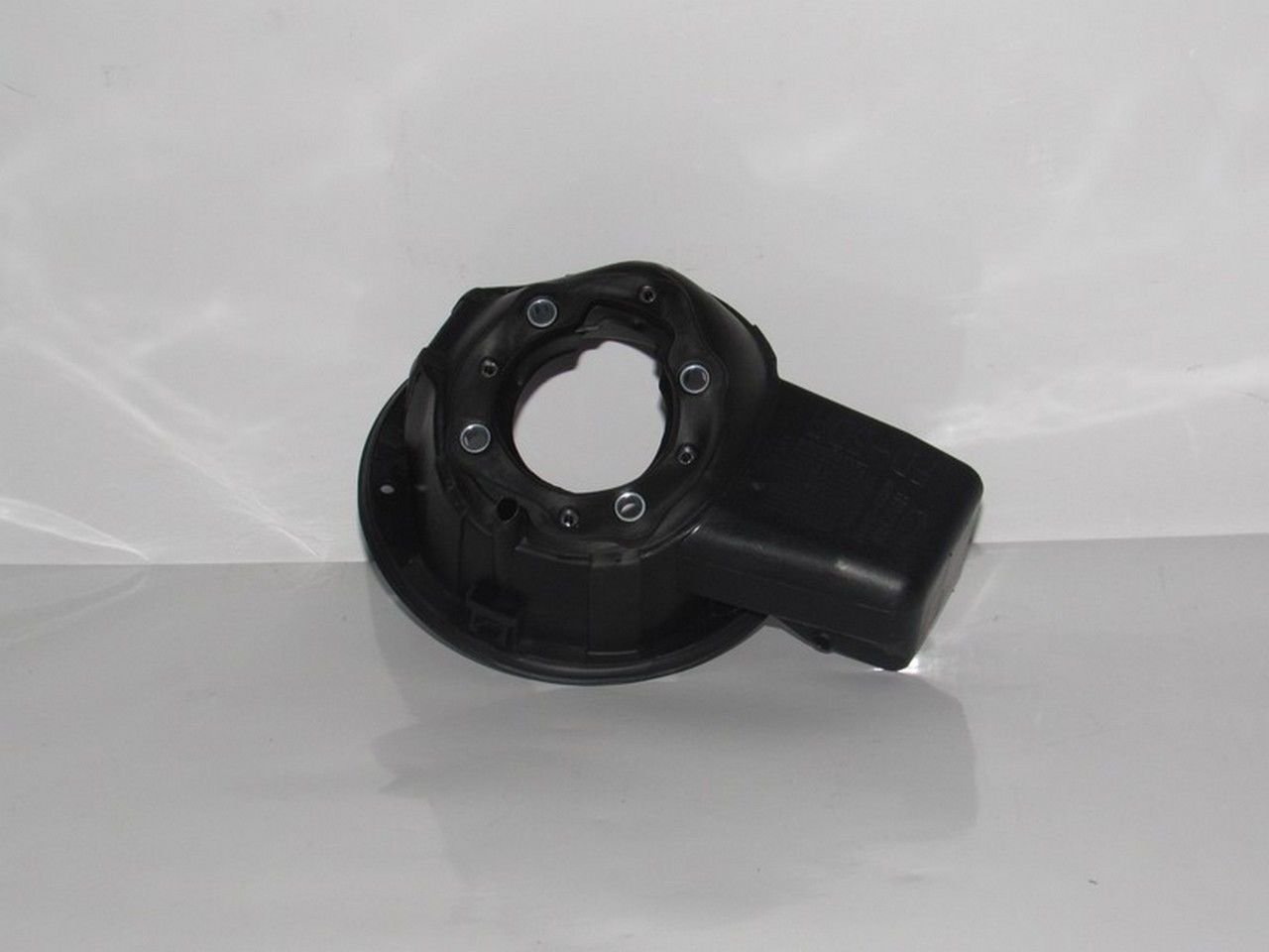 i30 07-12 YAKIT DEPO KAPAK YUVASI