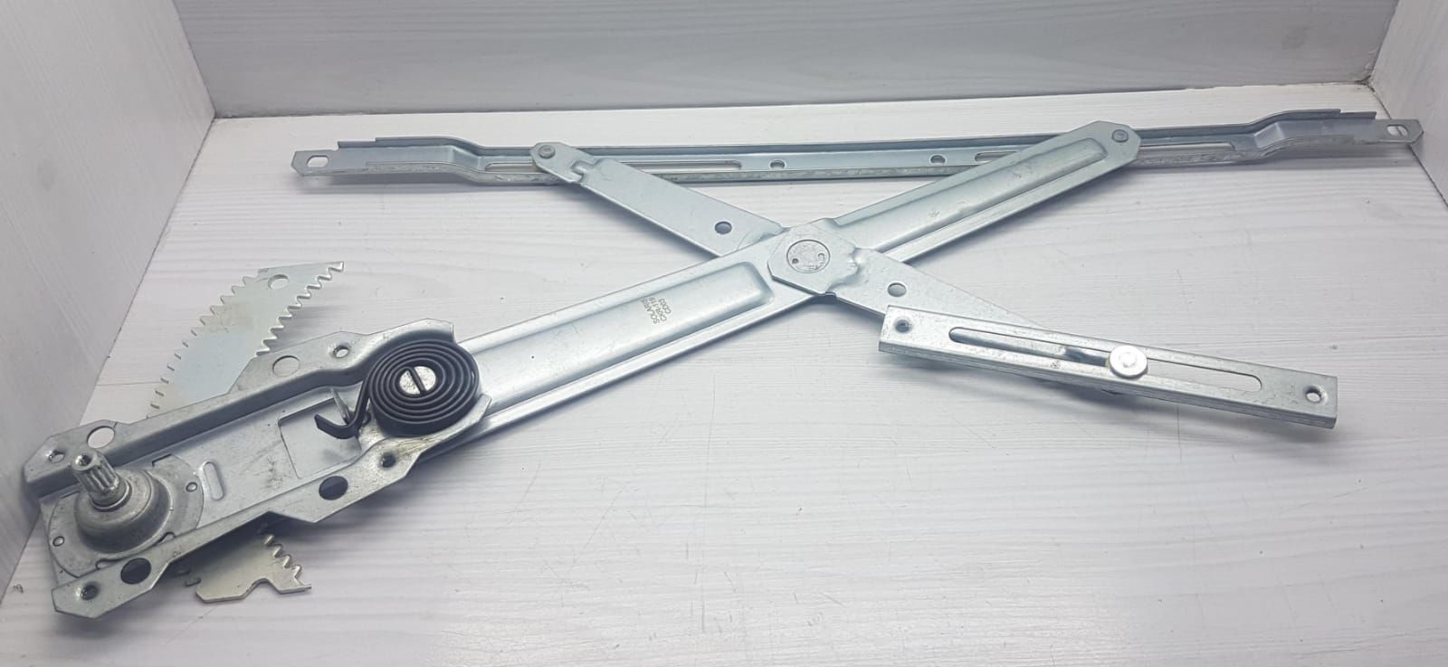 Cam Kriko E2200/Besta Sağ Ön Manuel