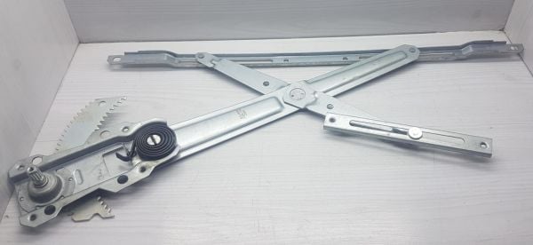 Cam Kriko E2200/Besta Sağ Ön Manuel