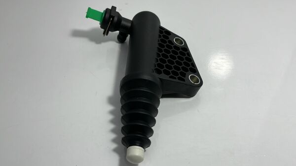 Alt Merkez Swift 05-