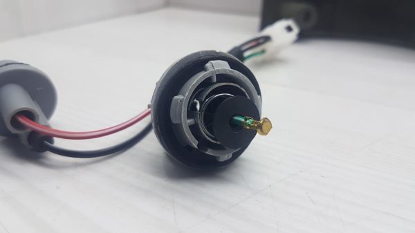 Sinyal E2200 1999-2005 Sol Kamyonet