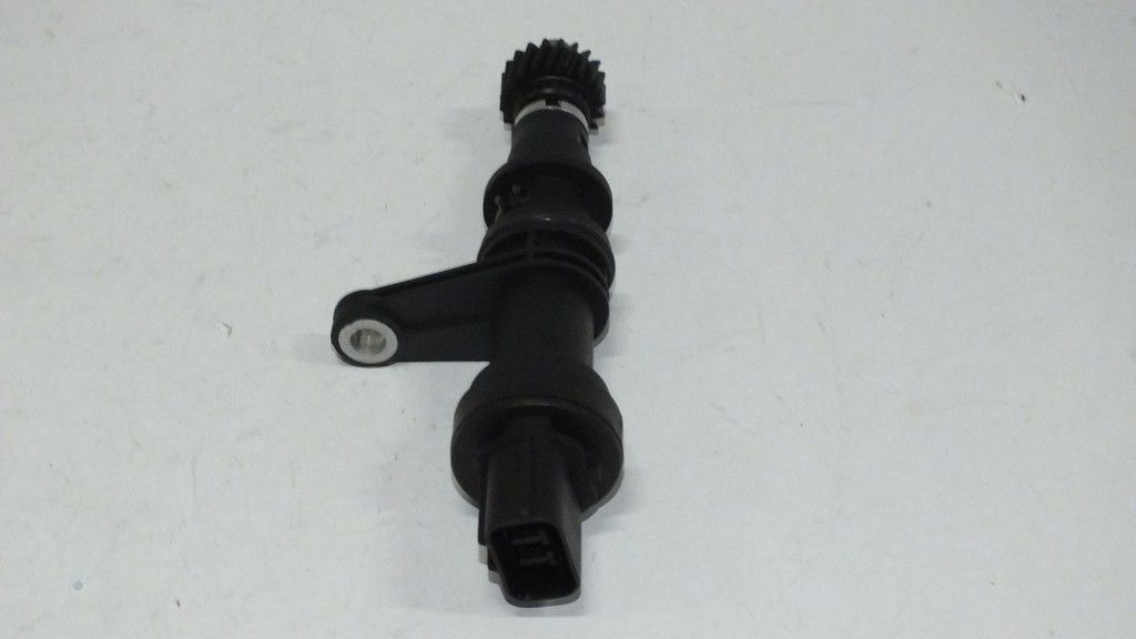 CIVIC 96-00 (3 FİŞLİ) M/T -DENSO TİP KILOMETRE SENSÖRÜ 3 FİŞLİ M/T DENSO TİP