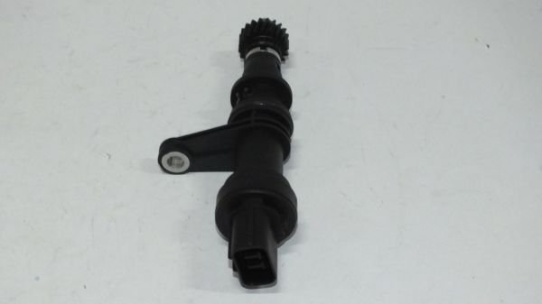 CIVIC 96-00 (3 FİŞLİ) M/T -DENSO TİP KILOMETRE SENSÖRÜ 3 FİŞLİ M/T DENSO TİP