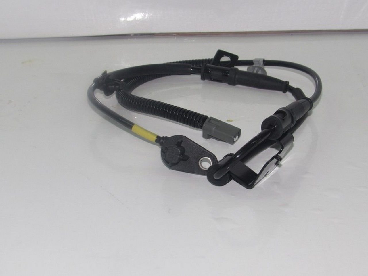 CERATO 2010-2012 ABS SENSÖRÜ ÖN SAĞ