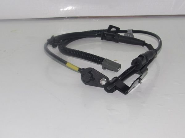 CERATO 2010-2012 ABS SENSÖRÜ ÖN SAĞ