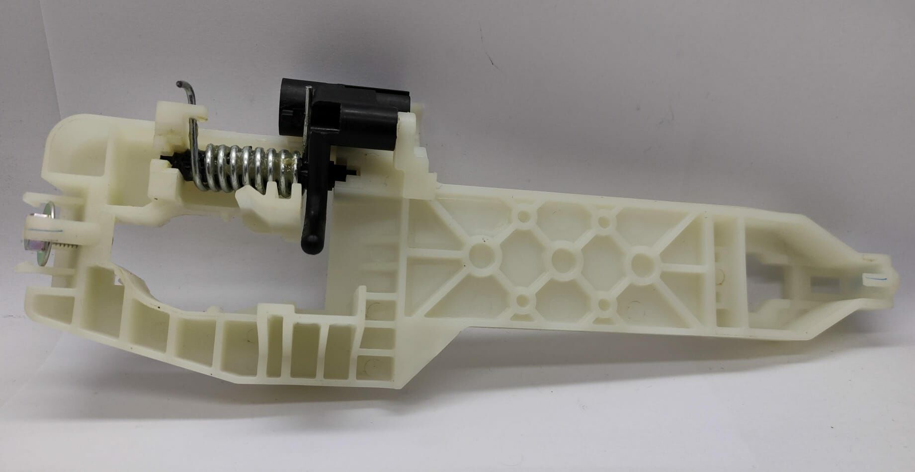 Kapi Kolu i20 Ön DIŞ Sol 15-18 Kapi içi