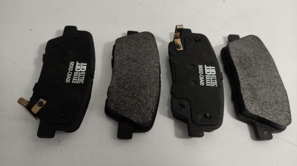 Balata Arka Sorento 15-/S.Fe Delikli