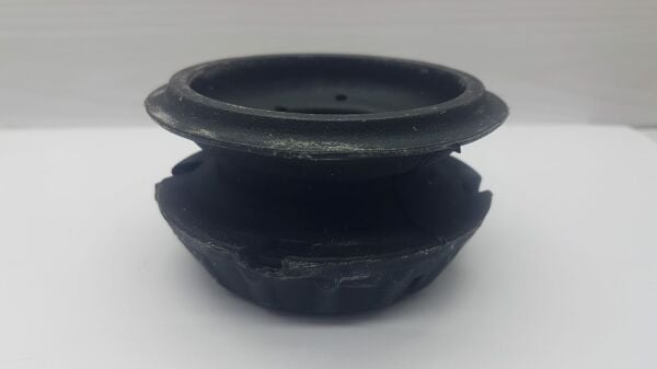 AMORTISÖR TAKOZU YARIS 06- ÖN R/L