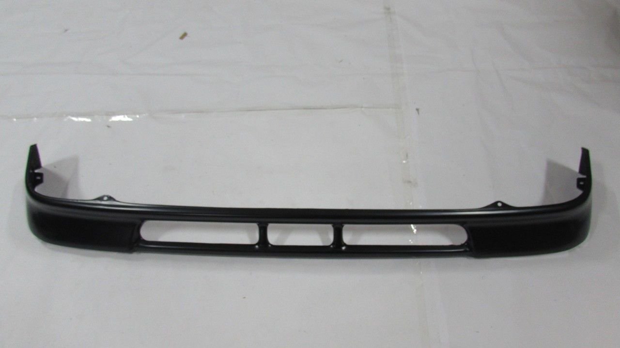 HILUX LN85 1989-1996 TAMPON ÖN  ALT PARÇA KARLIK