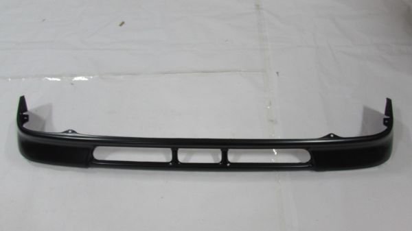 HILUX LN85 1989-1996 TAMPON ÖN  ALT PARÇA KARLIK