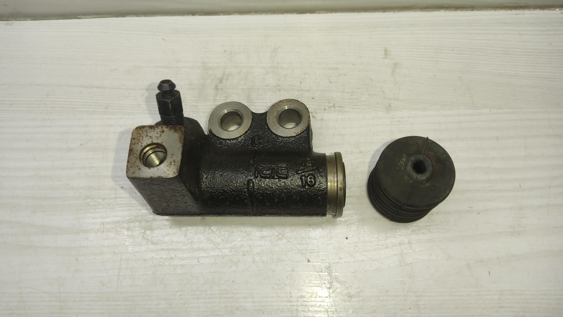 Alt Merkez bongo Y.M.