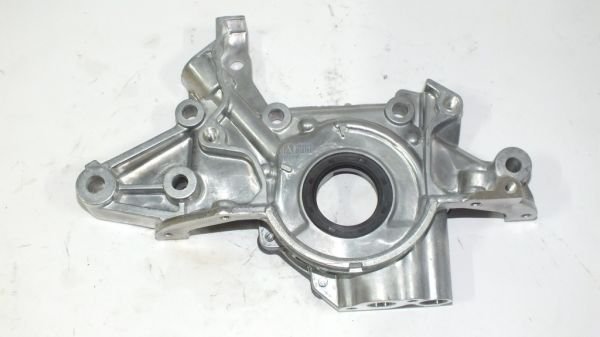 323 98-01 1.5 FAMILIA YAĞ POMPASI