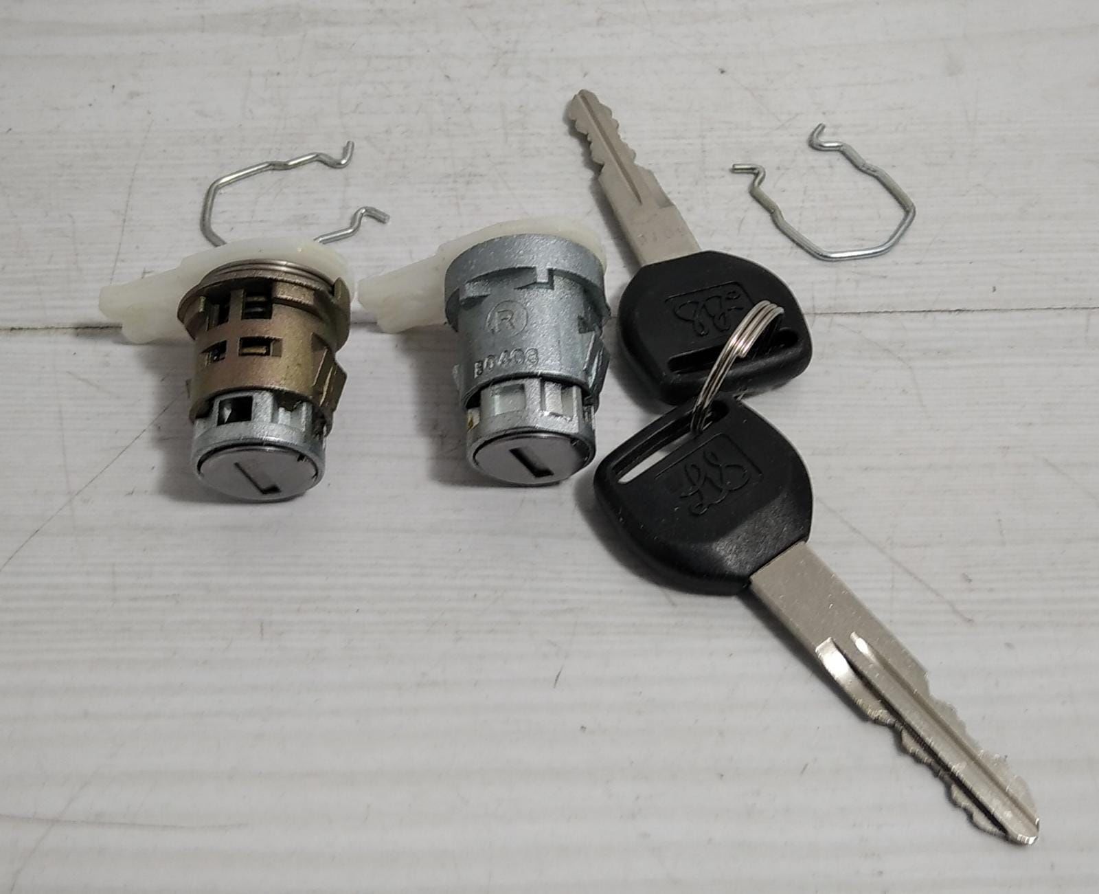 Kapi Sifre Civic 92-95 Ön R/L Set ikili