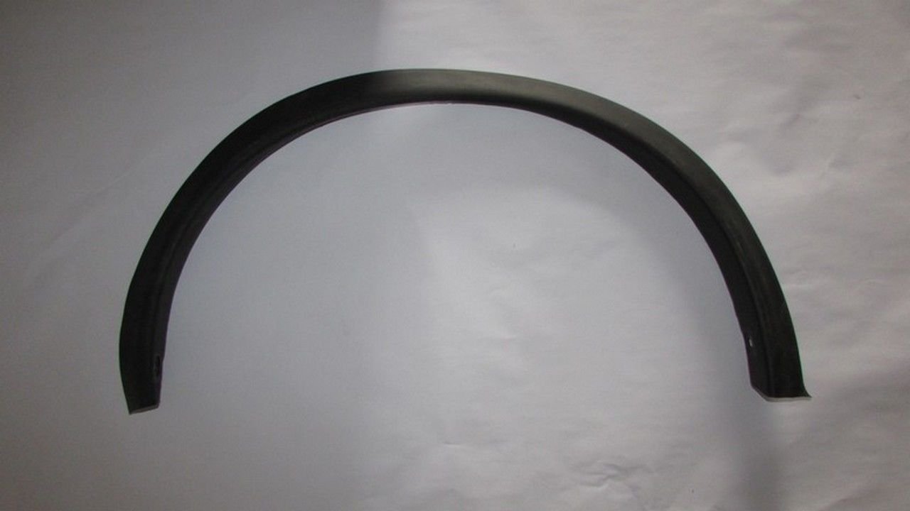 JUKE 2008-2017 ÇAMURLUK AĞZI PLASTİĞİ ( DODİK) ÖN SOL