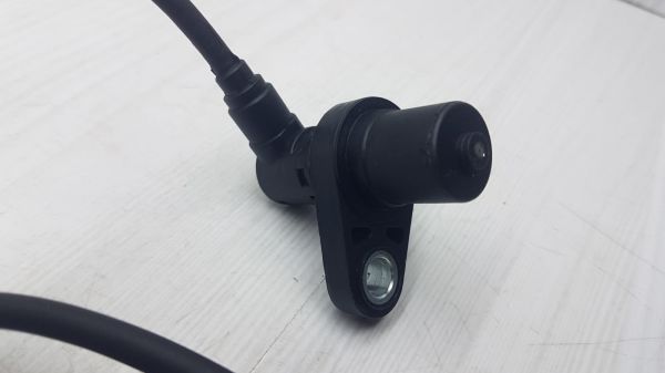 Abs Sensörü Carina 1992-1997 Ön Sağ