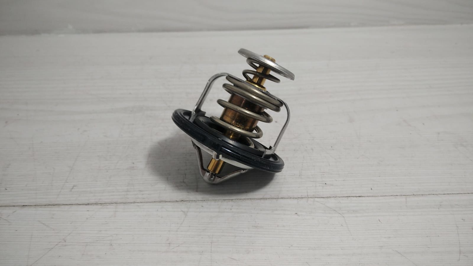 Mazda 626 92-97/ b2500 / vıtara termostat