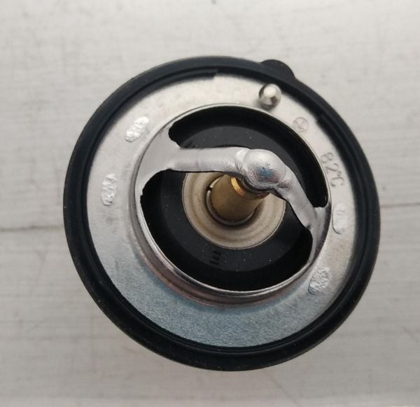 Mazda 626 92-97/ b2500 / vıtara termostat