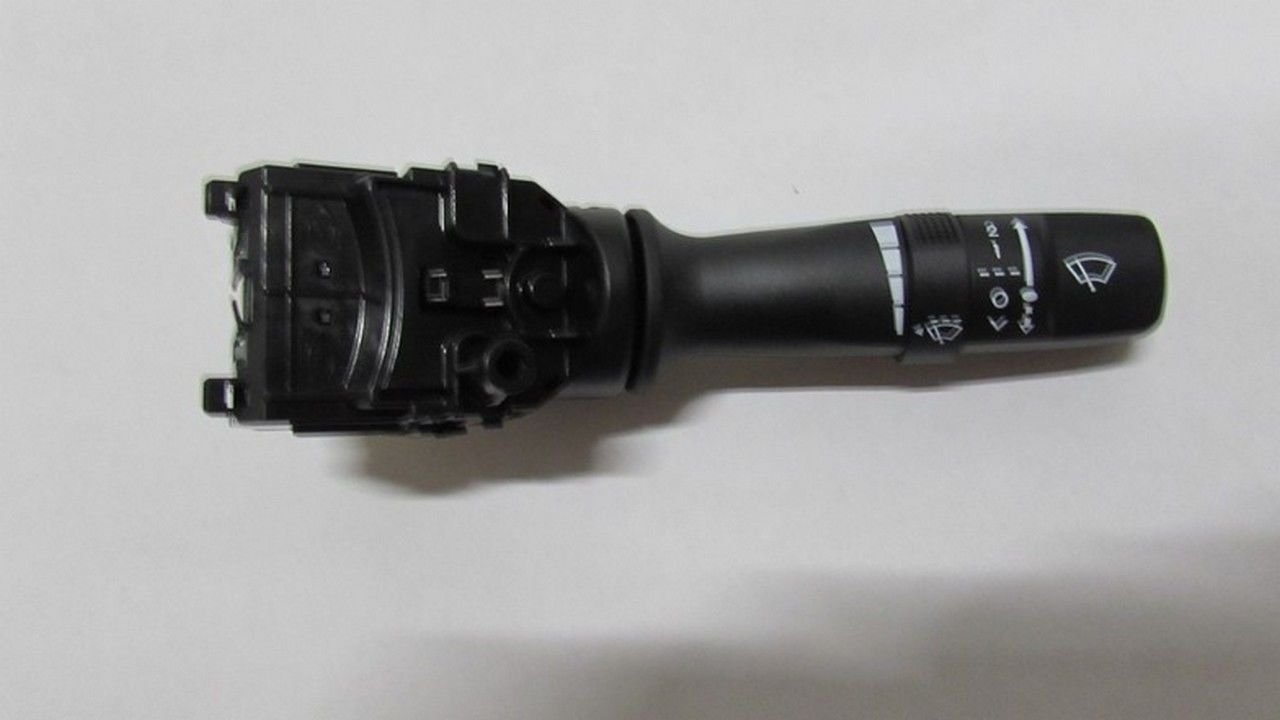 ELANTRA 2011- / CERATO 2016- SİLECEK KOLU İÇ YAĞMUR SENSÖRSÜZ