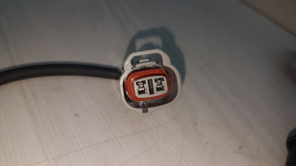 Abs Sensörü Carina 1992-1997 Ön Sol