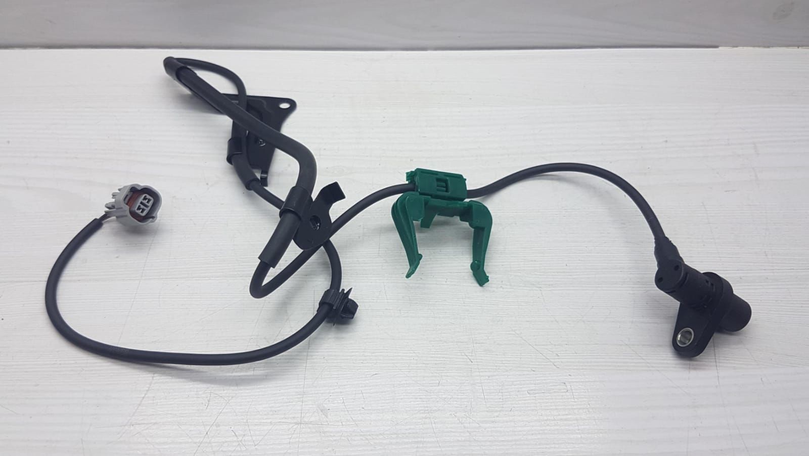 Abs Sensörü Carina 1992-1997 Ön Sol