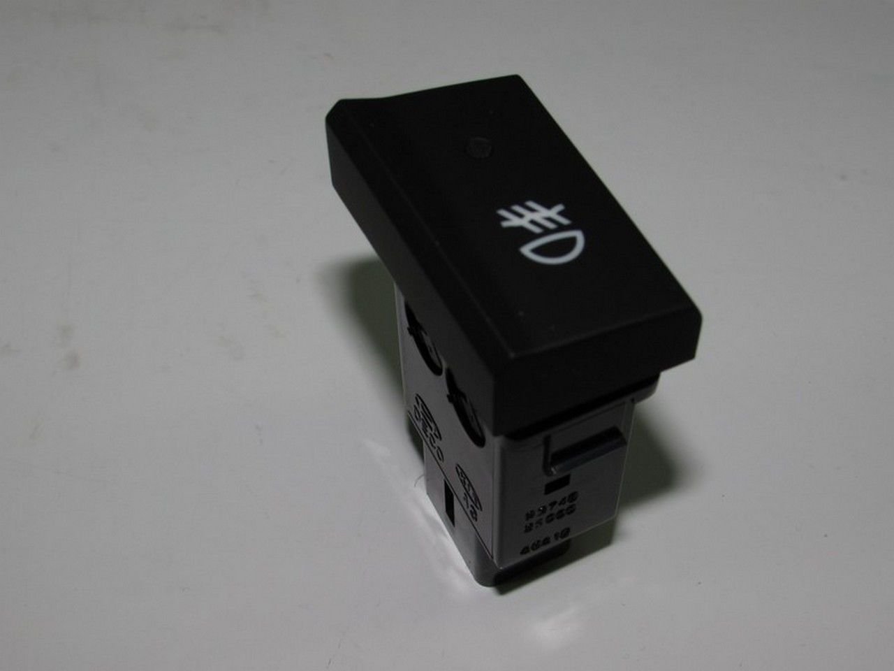 ACCENT 2003-2005 SİS FAR DÜĞMESİ