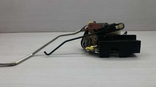 Kapi Kilidi Accent Ön 00- Sol