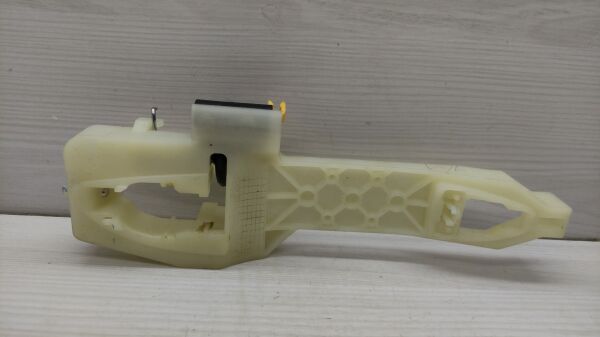 Kapi Kolu i20 Ön DIŞ Sağ 15-18 Kapi içi