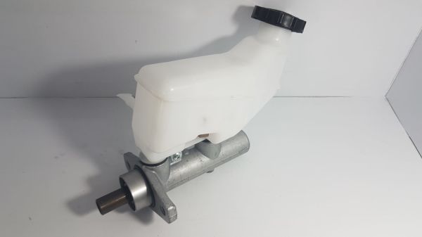 Ana Merkez i20 Benz/Dizel Esc'Li ğenis Delik