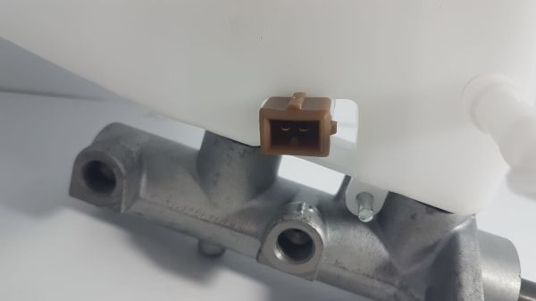 Ana Merkez i20 Benz/Dizel Esc'Li ğenis Delik