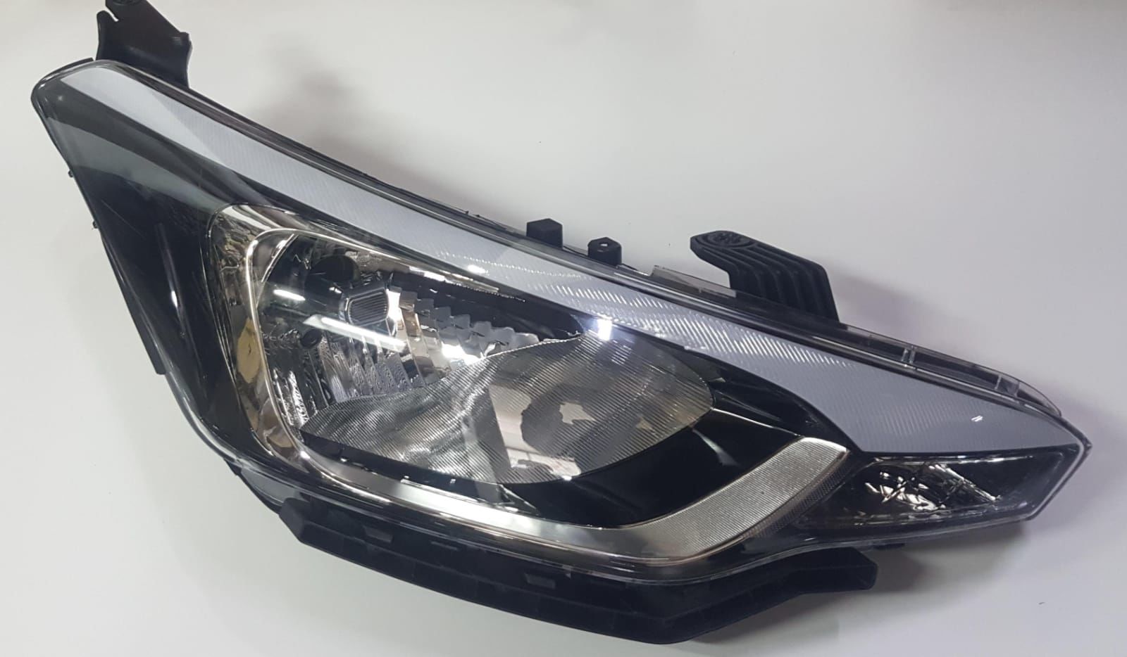 Far i20 Sağ 2015-2017 Ledsiz MERCEKSİZ