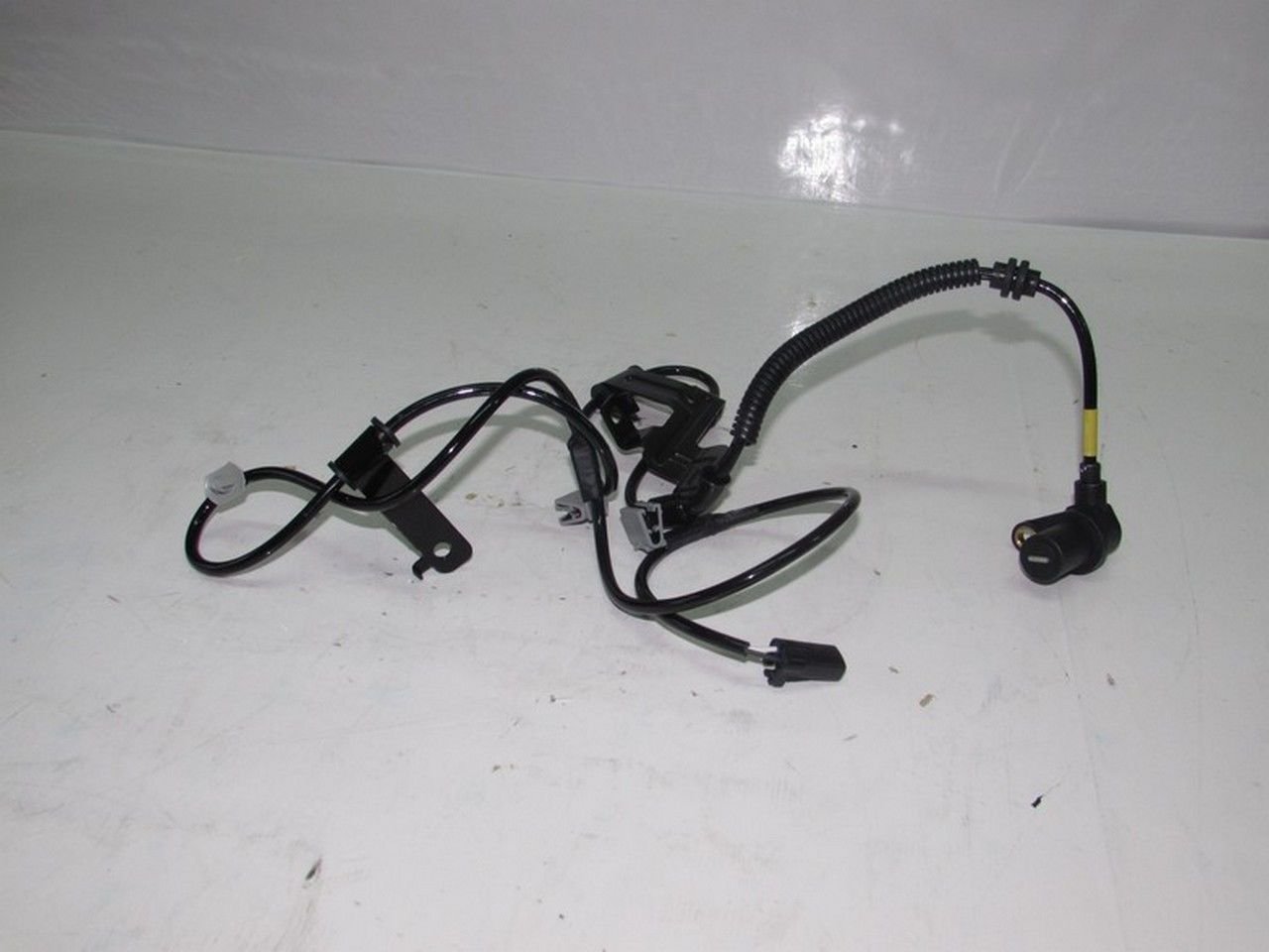 CERATO 05- ABS SENSÖRÜ ÖN SOL