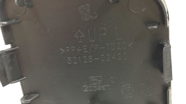 Çeki Demir kapağı Ön Auris 15-17 Sol