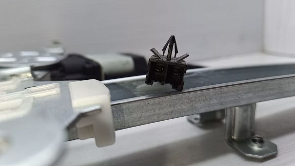 Cam Kriko D22 Sol elektrikli Motorlu