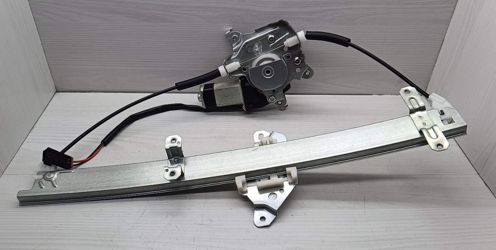 Cam Kriko D22 Sol elektrikli Motorlu