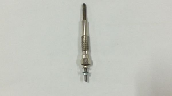 LAND CRUISER PRADO 3.0D-4D / 4 RUNNER 3.0 TD KIZDIRMA BUJİSİ 11V